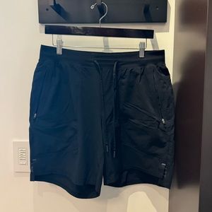 Lululemon License to Train Linerless 7” Shorts in Black